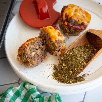 cheesy_meatloaf_muffins_lowres-11-min